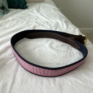 Small - Vineyard Vines Whale Belt